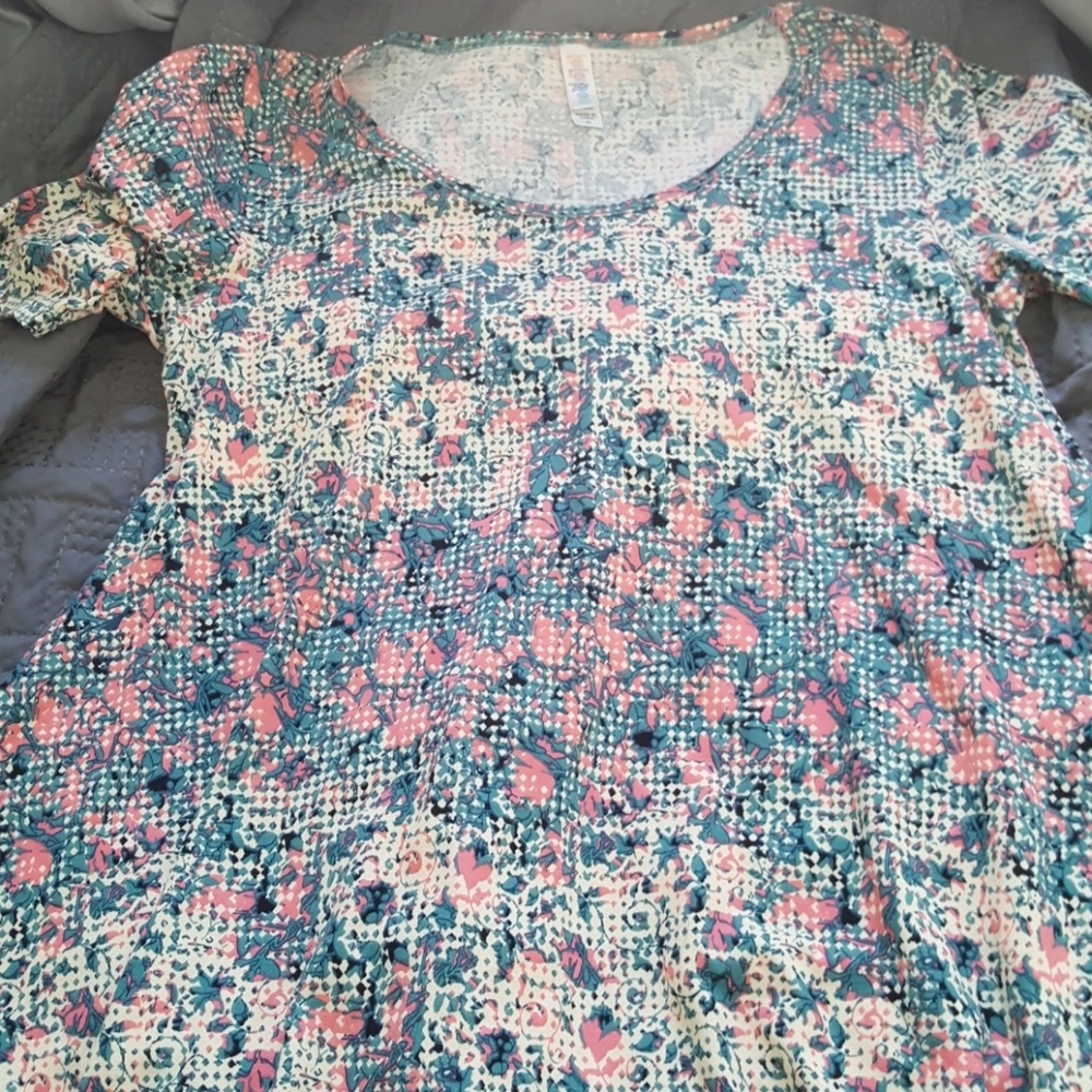lularoe shirt